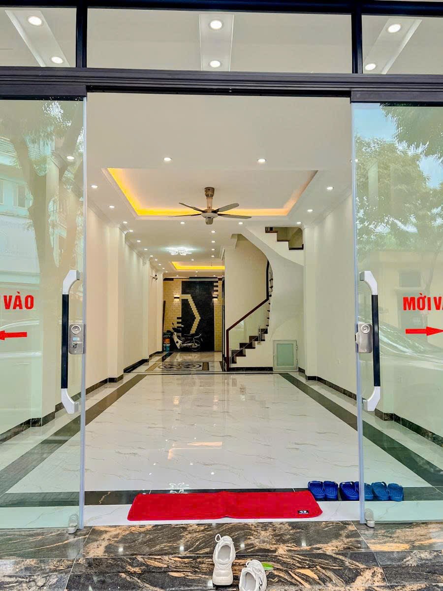 BÁN NHÀ MẶT PHỐ TRẦN BÌNH Ô TÔ THANG MÁY KINH DOANH DT 81M 5T MT 5M GIÁ 19,7 TỶ - Ảnh 3